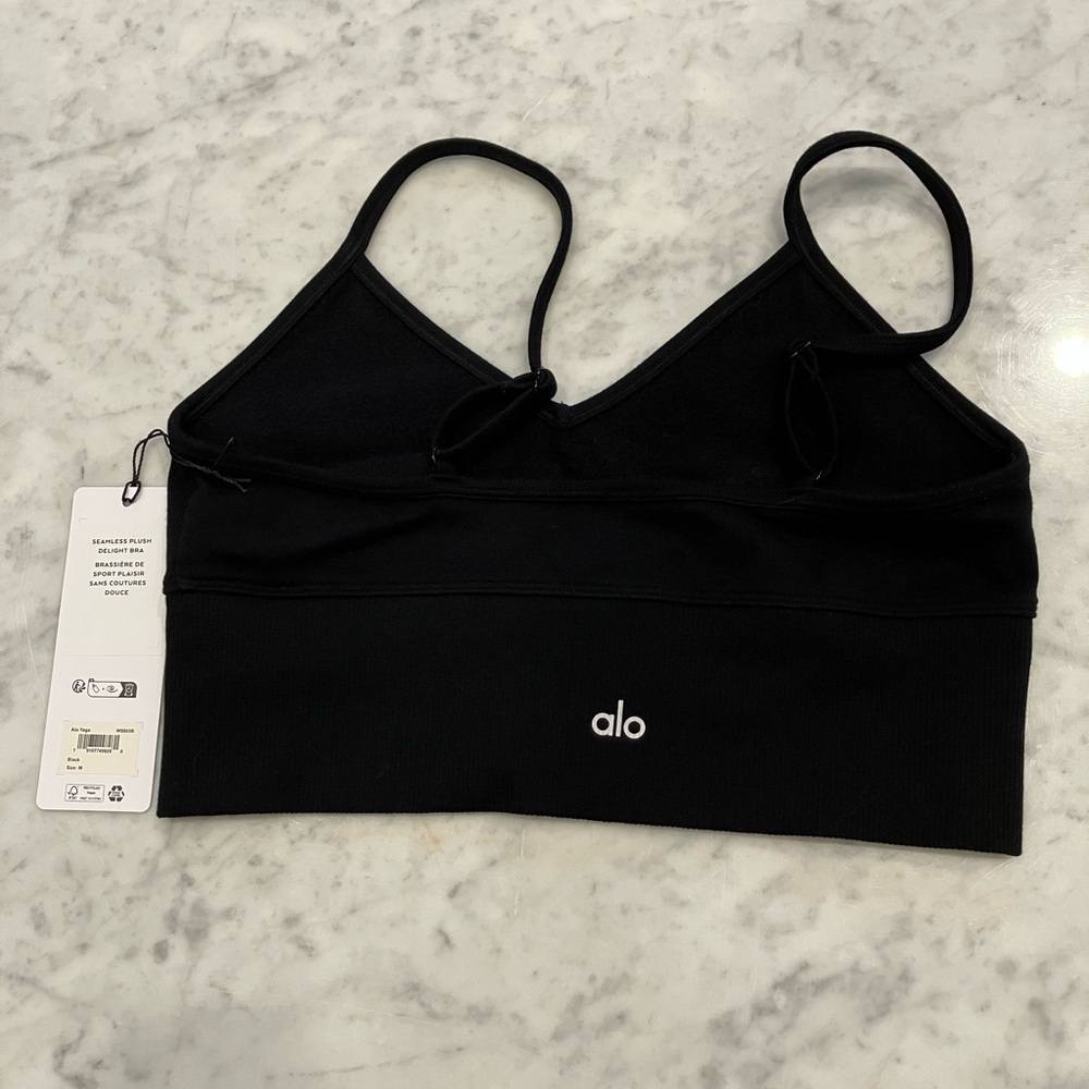 ALO YOGA Seamless Winter Warm Plush Delight Bra - Picture 3 of 8